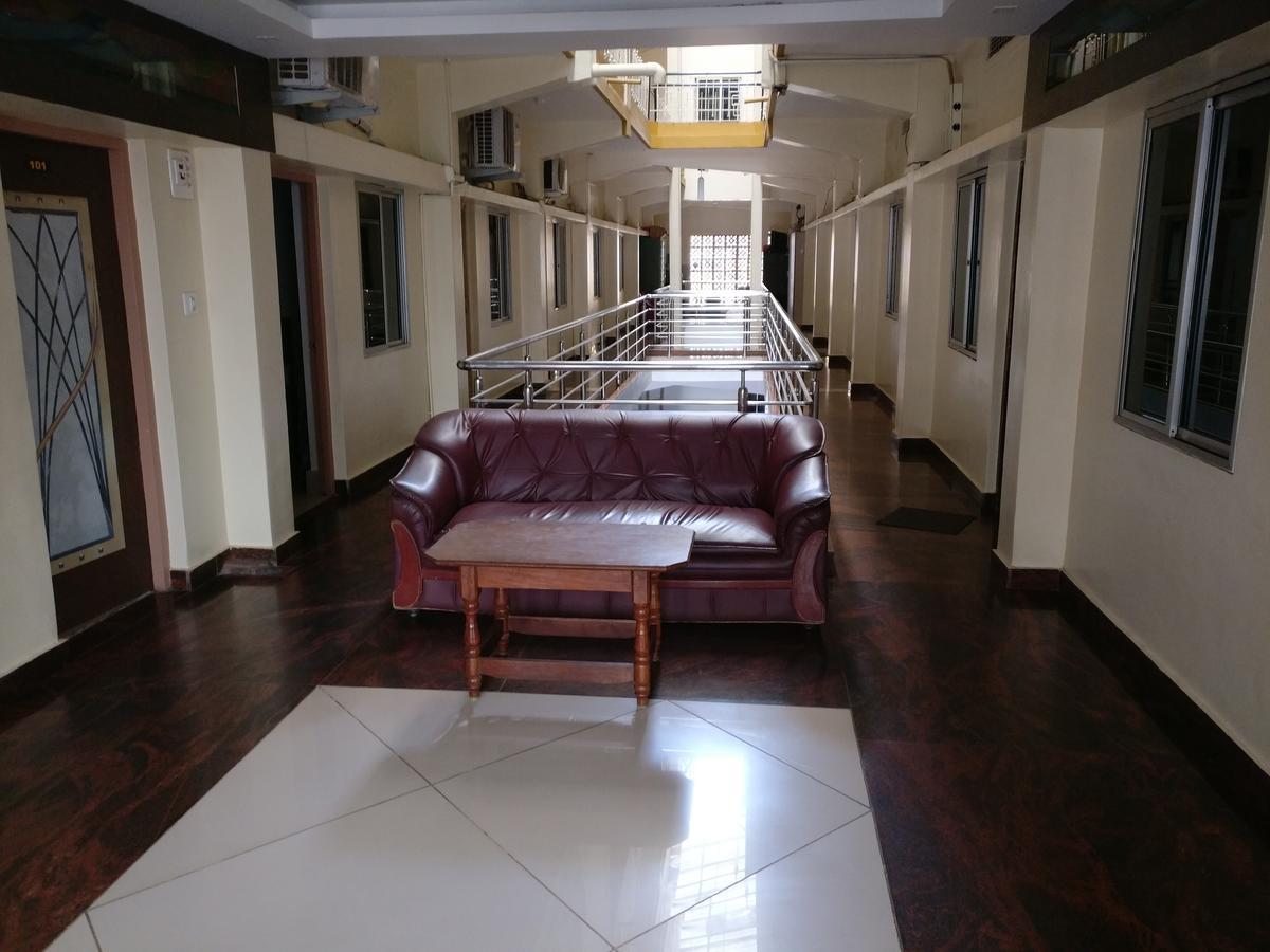 Hotel Raj Mahal Chikmagalūr Exteriér fotografie