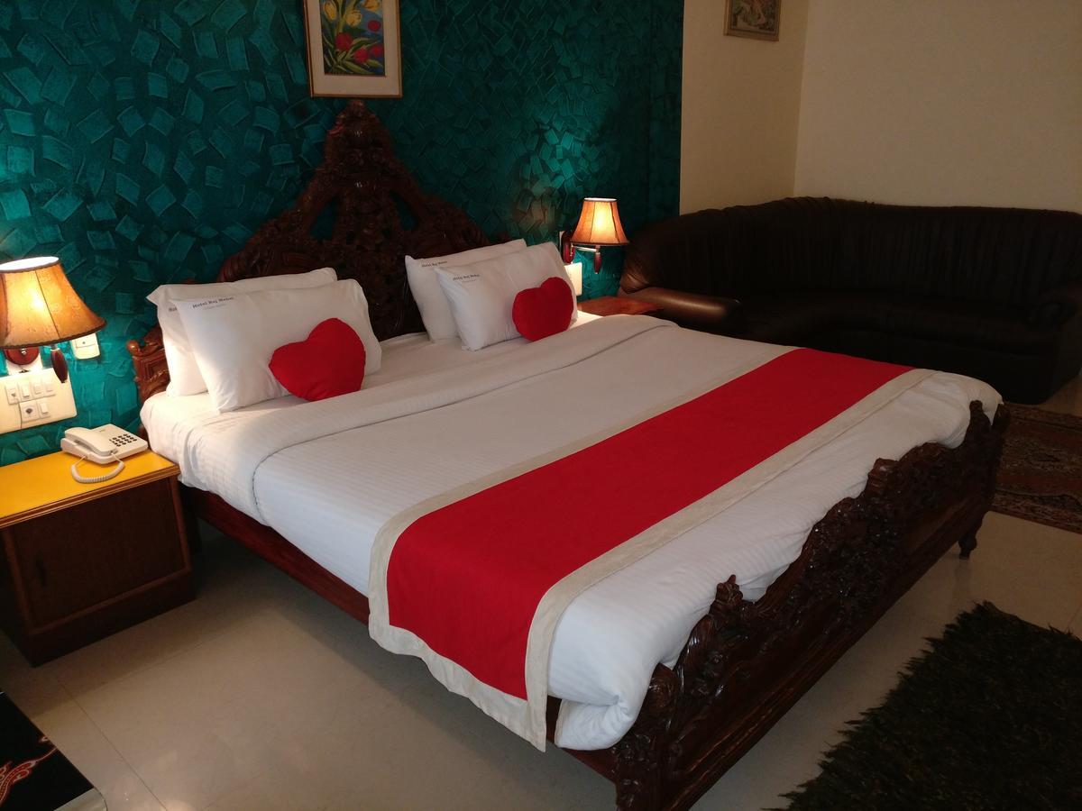 Hotel Raj Mahal Chikmagalūr Exteriér fotografie